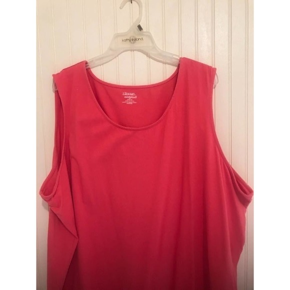 Liz & Me 4x Essentials Tank - Picture 2 of 4